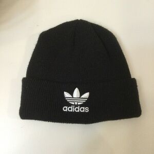 Adidas black beanie hat one size soft warm acrylic